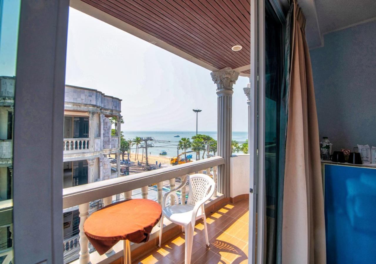 Akvavit Living Hotel Pantai Jomtien Luaran gambar