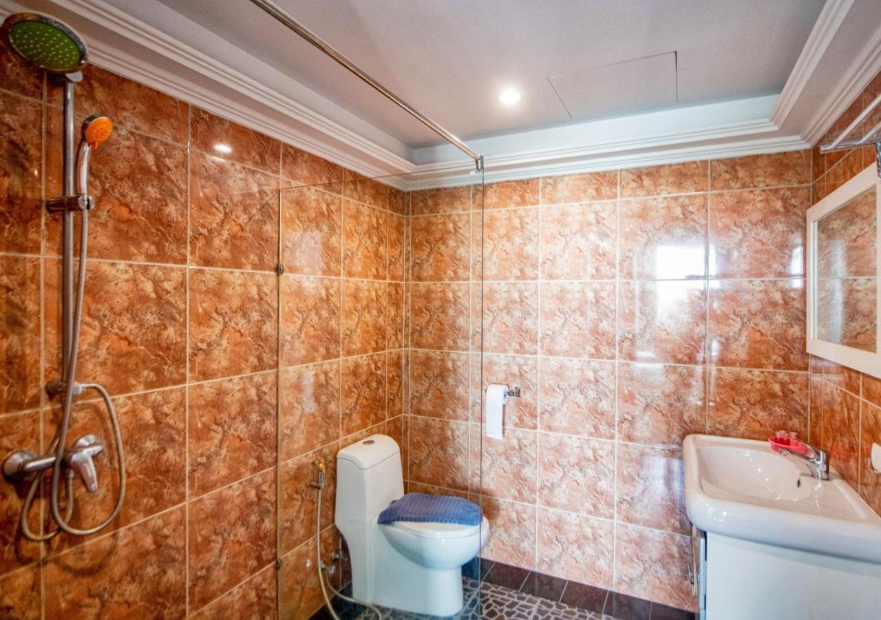 Akvavit Living Hotel Pantai Jomtien Luaran gambar