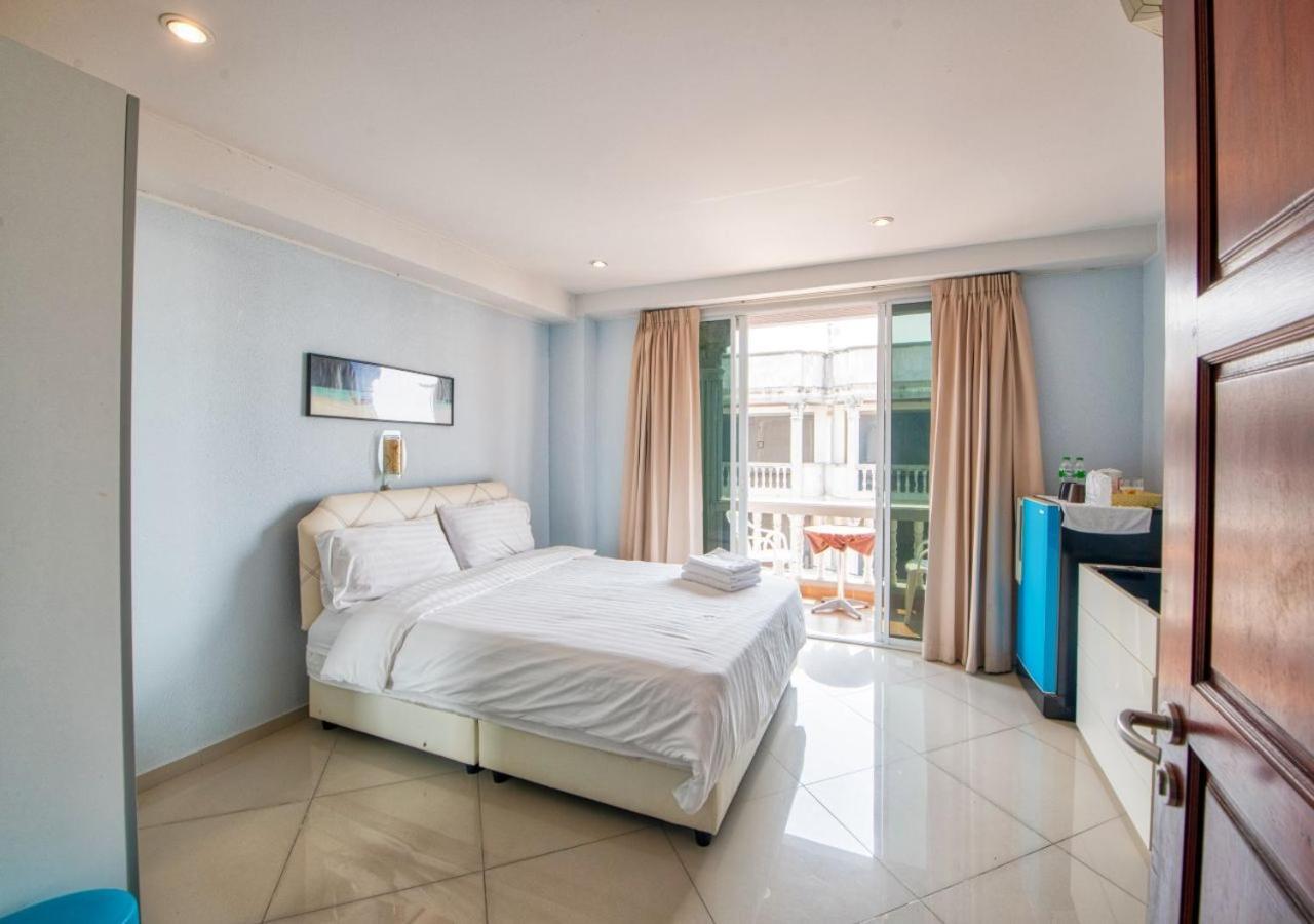 Akvavit Living Hotel Pantai Jomtien Luaran gambar